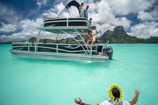 Toa Boat Bora Bora Private Lagoon tour On Ambassador Boat - A private morning on Bora Bora’s turquoise lagoon
