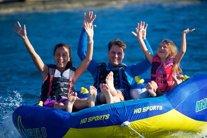 Toa Boat Bora Bora Private Lagoon tour with Lunch On Majestic Pontoon Boat - Meeting the captain at 9:00 a.m.