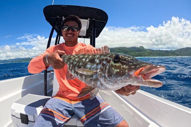 Unique in Raiatea: discover the lagoon, fish, cook, enjoy! - Fishing the Raiatea and Tahaa Lagoons