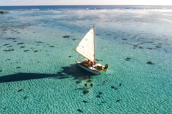 Vaapiti private sunset - Snorkeling Near Moorea’s Marine Life