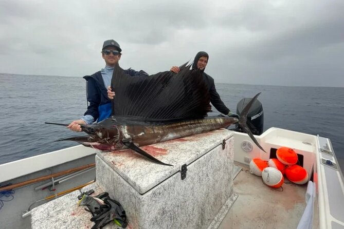 Wholesale Fishing in Poti Marara at Tahiti Teahupoo Peninsula - Fishing near the Teahupoo peninsula
