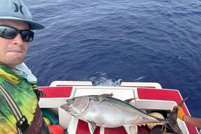 Wholesale Fishing in Poti Marara at Tahiti Teahupoo Peninsula - Who will get the most from this trip?