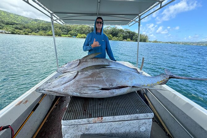 Wholesale Fishing in Poti Marara at Tahiti Teahupoo Peninsula - Starting at Teahupoo at 8:00 am